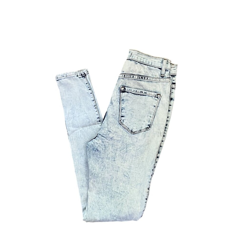 Vibrant M.I.U. Distressed Light Wash High-Waisted Skinny Jeans Size 11 - Picture 1 of 5